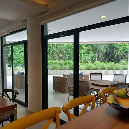 O Maior Condominio Residencial Da Praia Grande De Ubatuba Exterior photo